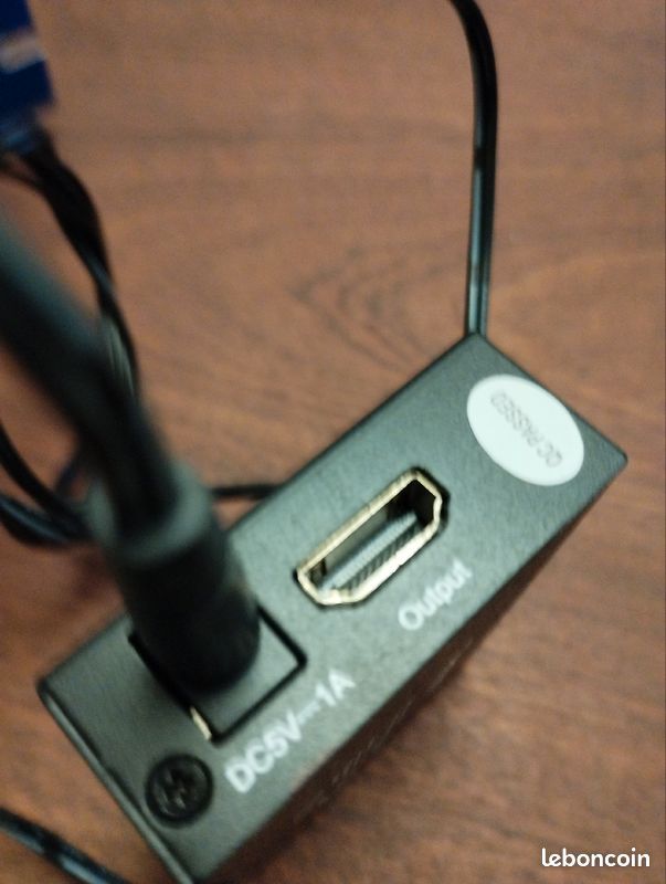 Commutateur/Switcher HDMi 4K/3D Ultra Haute Définition 3 en 1 (image 3)