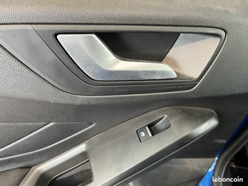 Ford Focus 1.0 EcoBoost mHEV 125ch Titanium X Business (image 27)