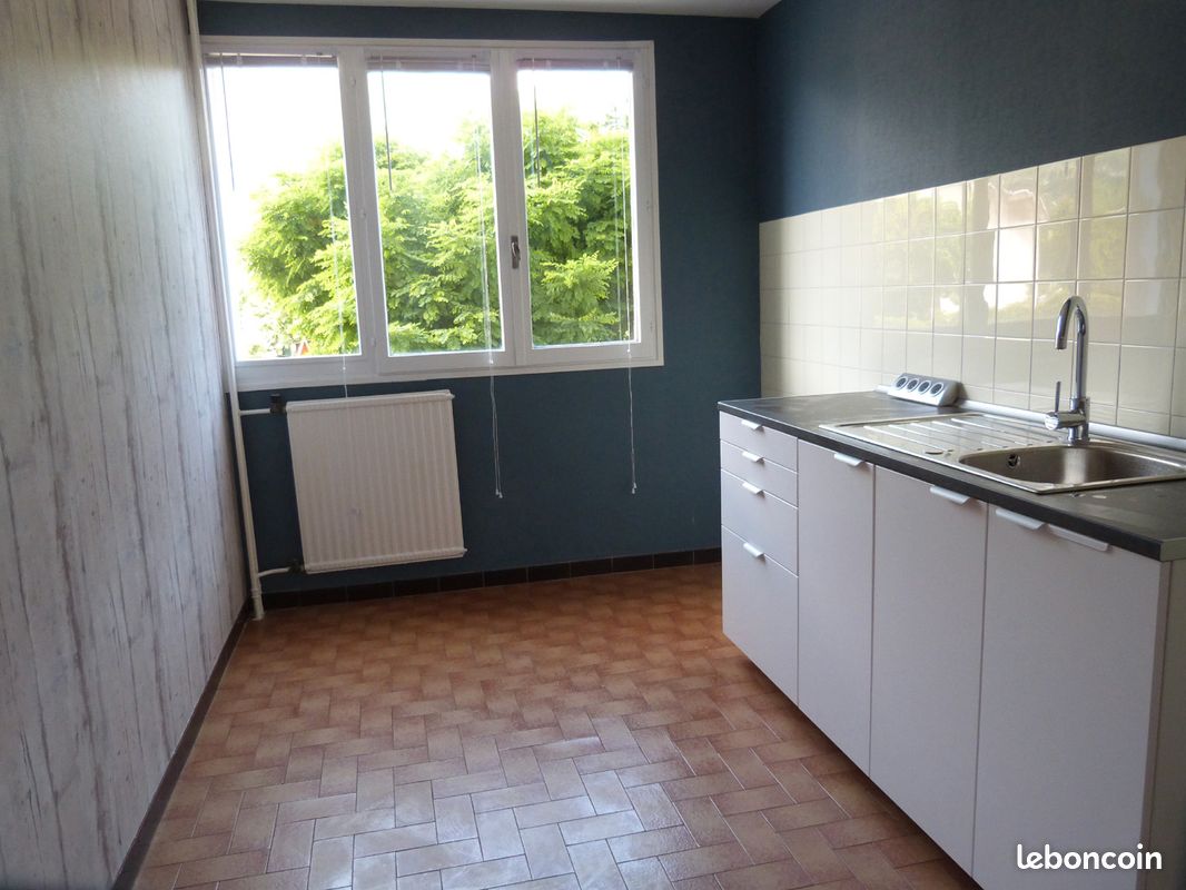 Appartement 1 pièce 30 m² · à Seyssins · 30 m² · 570 €/mois