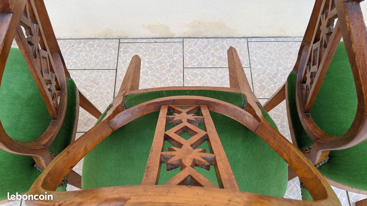 ENSEMBLE FAUTEUIL ET CHAISES STYLE LOUIS XVI (Travail anglais 19e.Siècle) (image 4)