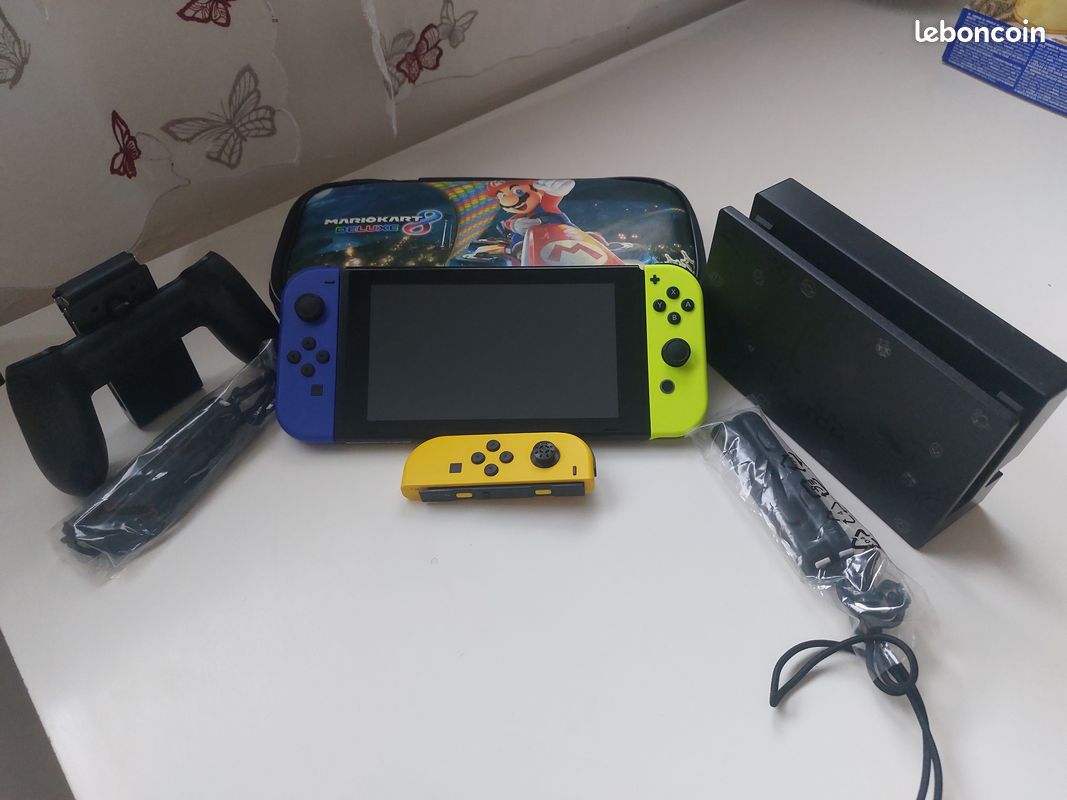 Console switch édition fortnite (image 1)