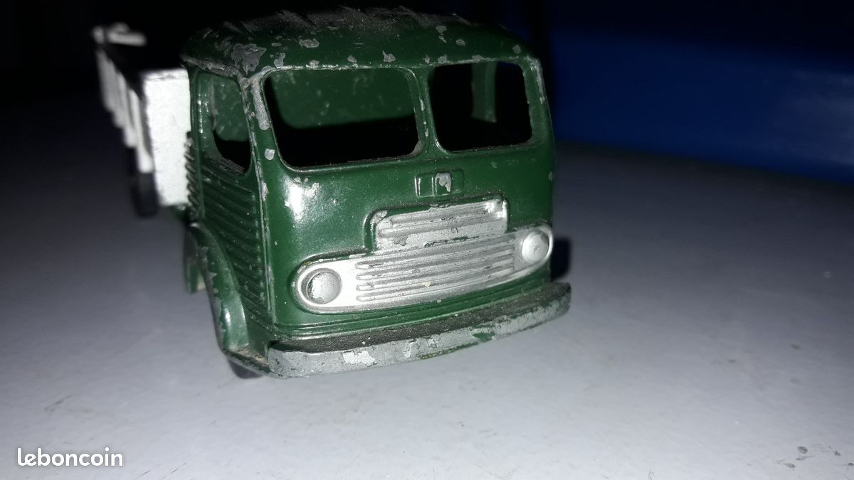 M71 Dinky Toys 33B - SIMCA Cargo benne basculante, 1:50 Atlas sortie boite - Collection