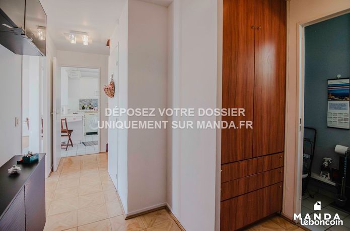 https://img.leboncoin.fr/api/v1/lbcpb1/images/d8/b7/a3/d8b7a330cecf6f3d7eb2a1f0e16e819ece8f267d.jpg?rule=ad-image