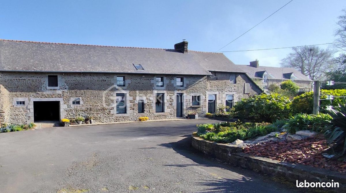 Maison 6 pièces 144 m² · à Javené · 144 m² · 238 800 €