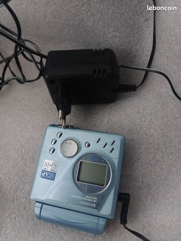 SHARP MD MT90H Portable MiniDisc Recorder (image 1)