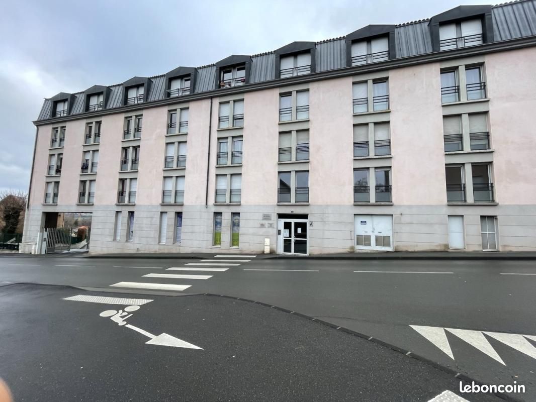 Appartement 2 pièces 55 m² · à Riom · 55 m² · 572 €/mois
