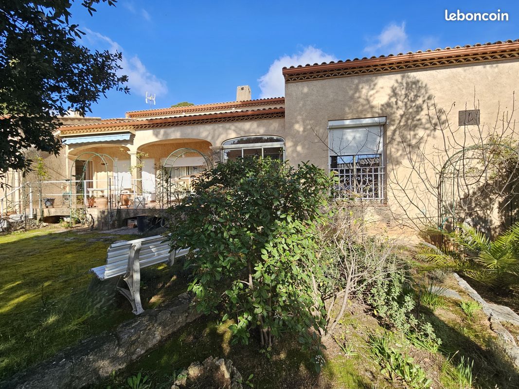 Maison 5 pièces 177 m² · à Hyères · 177 m² · 780 000 €