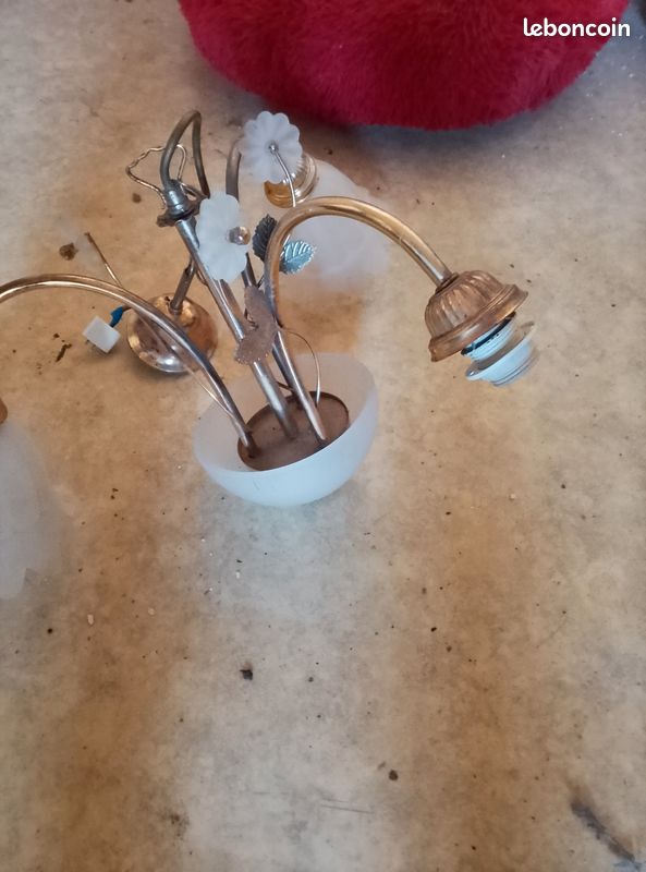 Lustre (image 1)