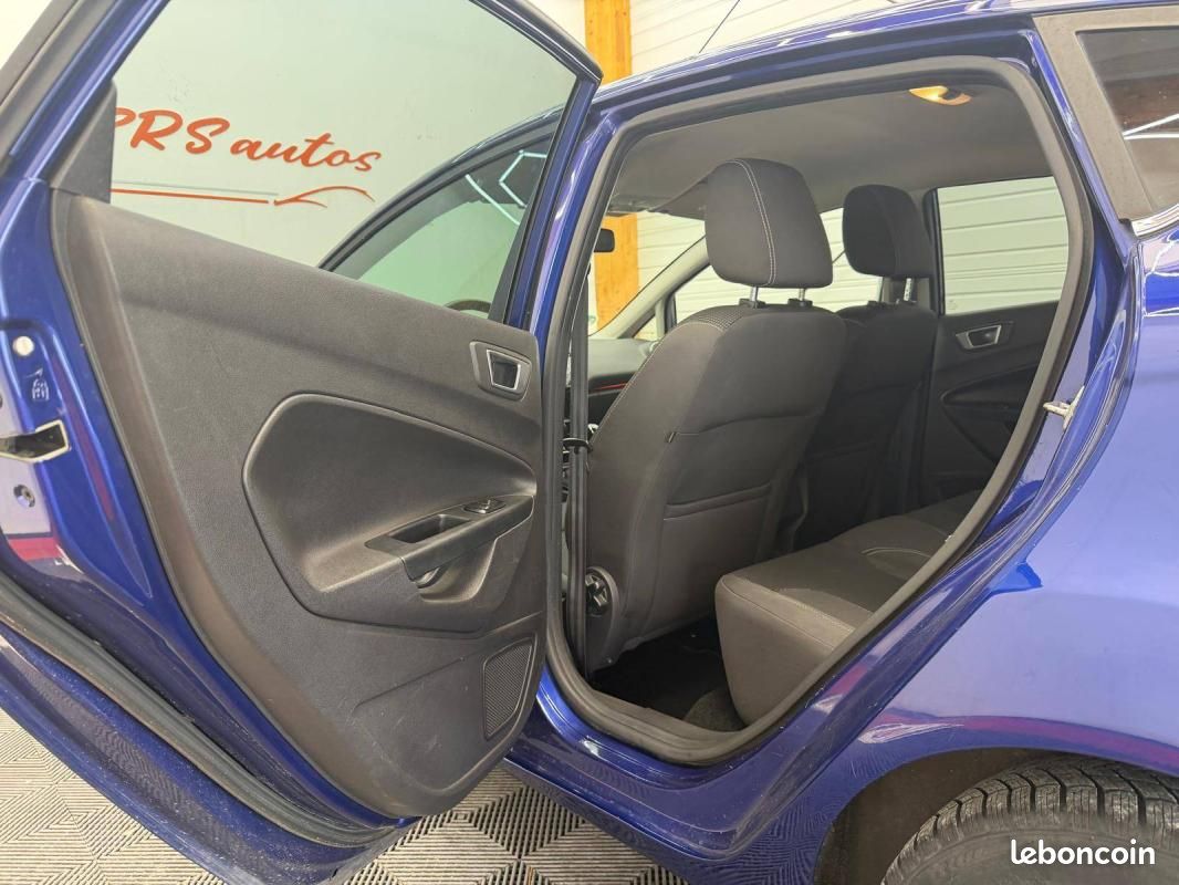 Ford Fiesta V (2) 1.5 TDCI 95 TITANIUM 5P (image 3)