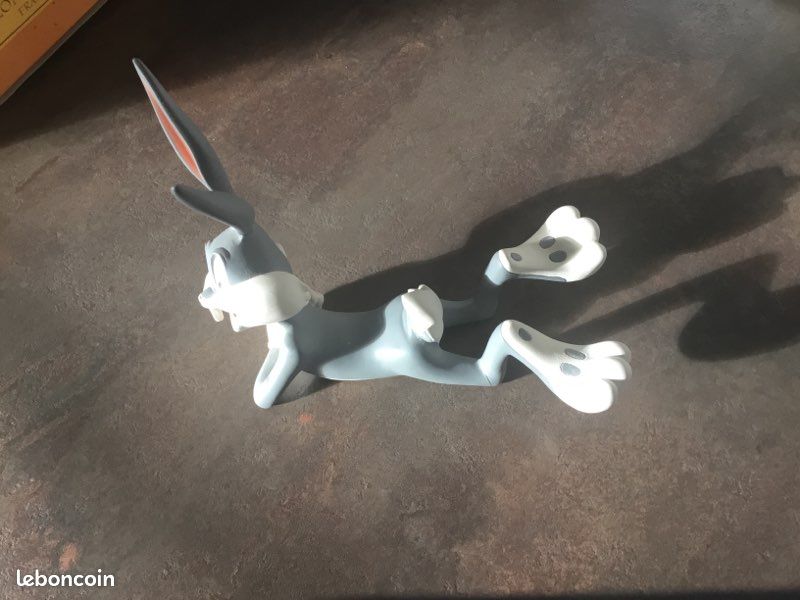 Figurine Fève Loup Tex Avery, Démons, Leblon, Fariboles, Pix Apremont 08250 Figurine Fève Loup Tex Avery, Démons, Leblon, Fariboles, Pix Apremont 08250