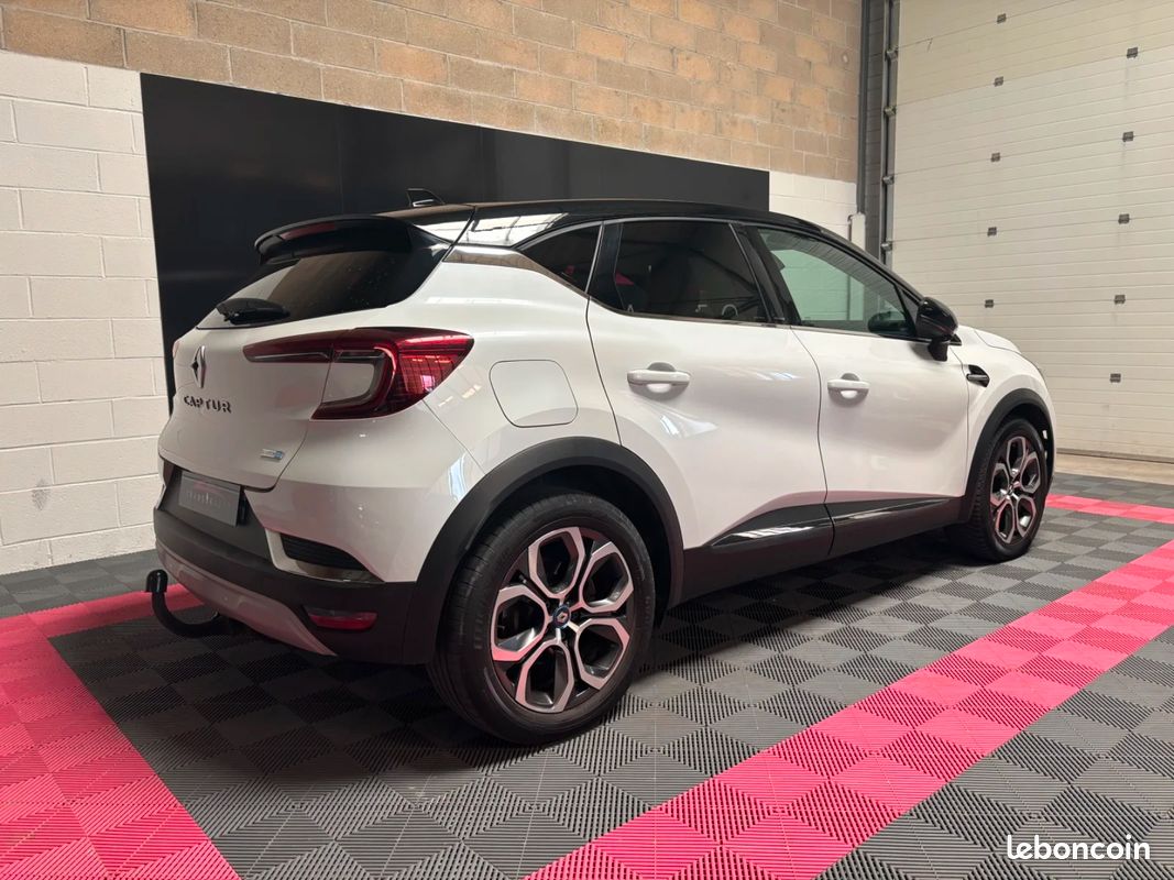 Renault CAPTUR Captur E-Tech Plug-in 160 (image 7)