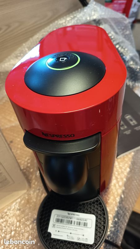 NESPRESSO by Magimix Vertuo Plus 11385 Pod Coffee Machine - Piano Black - 11385 - Currys