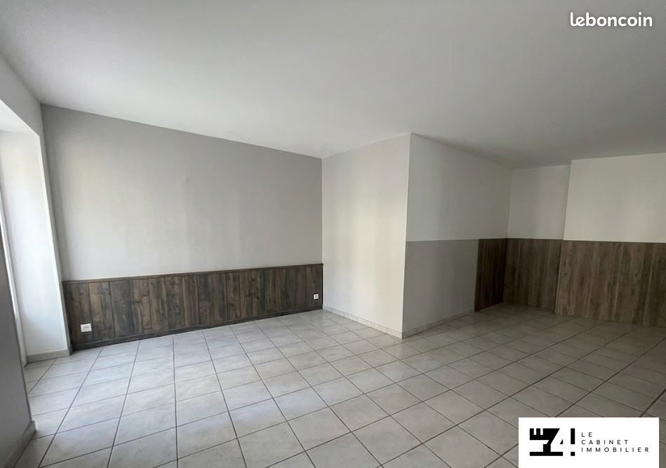 Local commercial 2 pièces 84 m² · à Cazères · 84 m² · 45 500 €