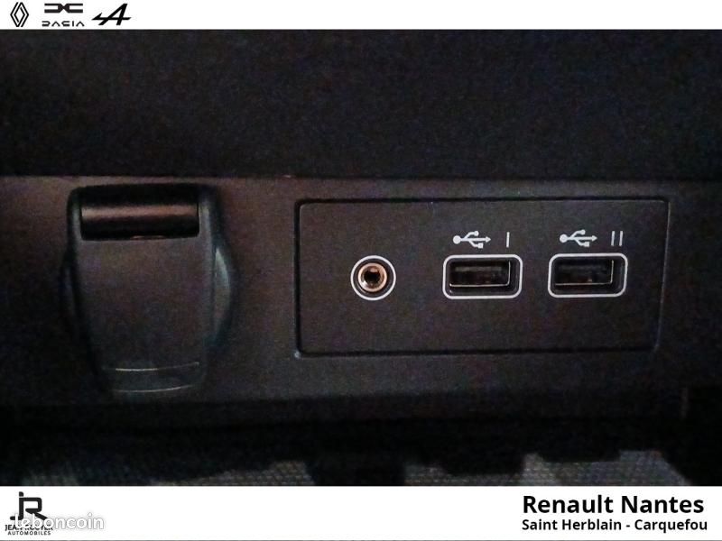 Renault Clio 1.6 E-Tech 145ch full hybrid Techno (image 19)