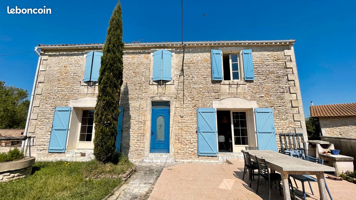 Maison 6 pièces 211 m² · à Coulon · 211 m² · 347 000 €