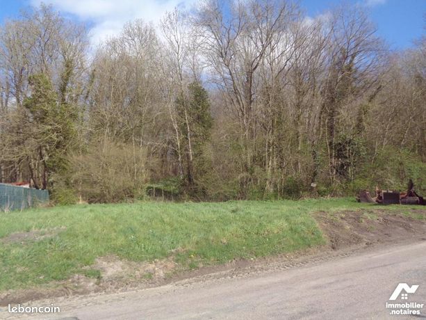 Terrain 684 m² LAPUGNOY