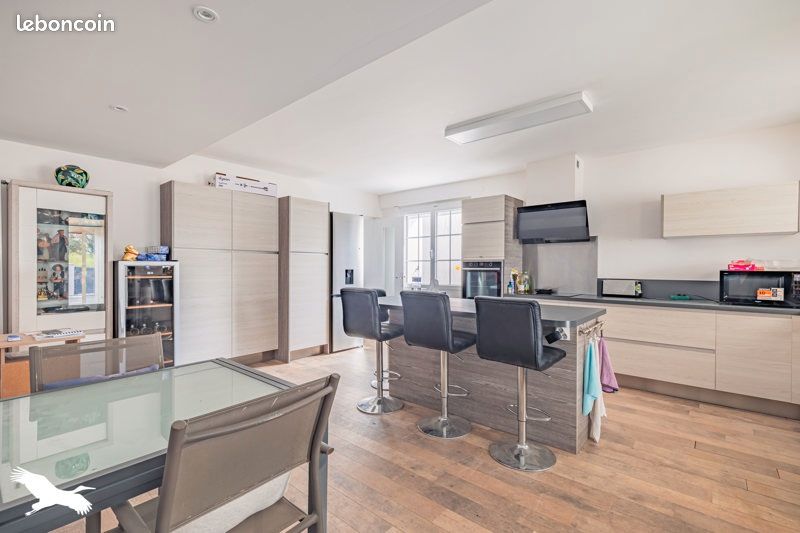 Maison 5 pièces 125 m² · à Tonnay-Charente · 125 m² · 234 300 €