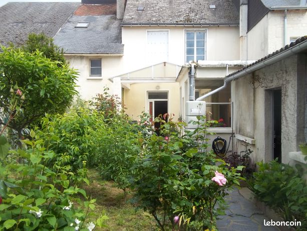 Maison centre chinon