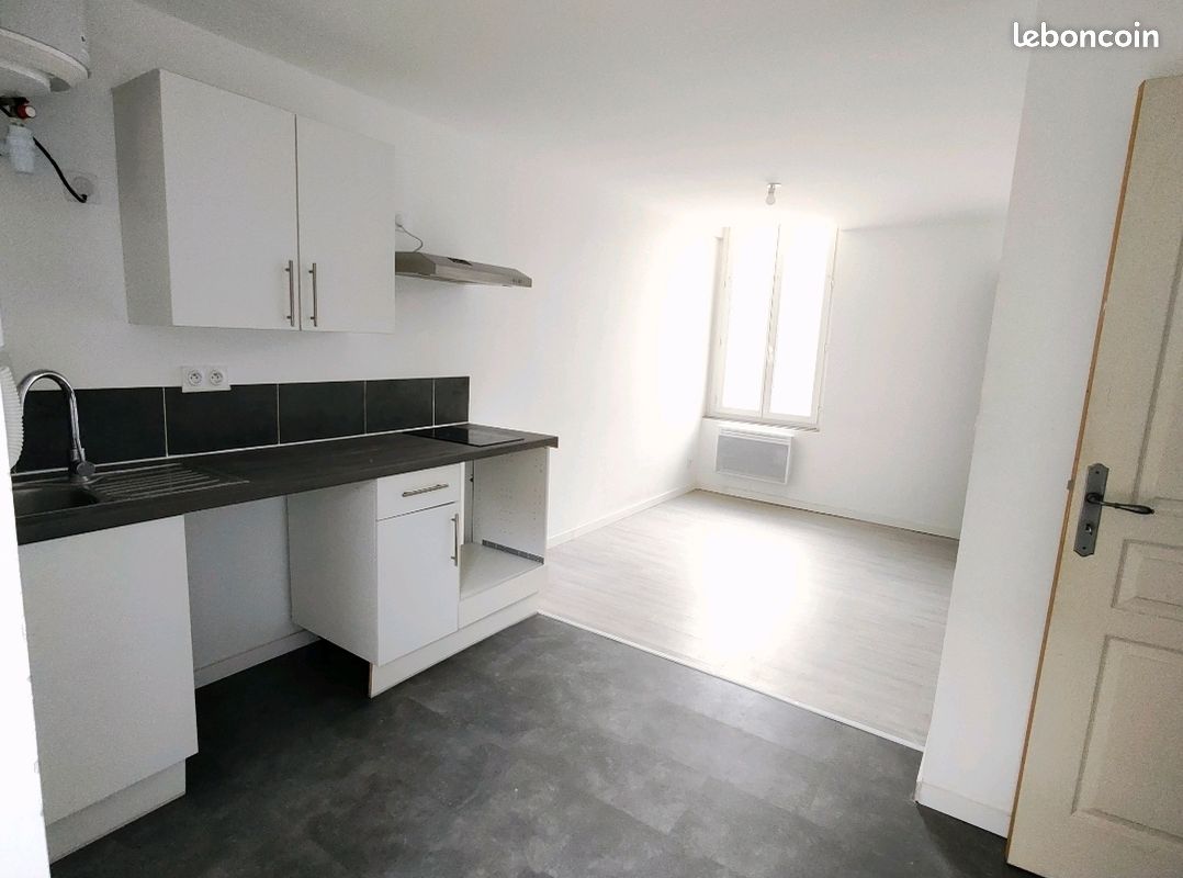 Appartement 2 pièces 25 m² · à Nîmes · 25 m² · 520 €