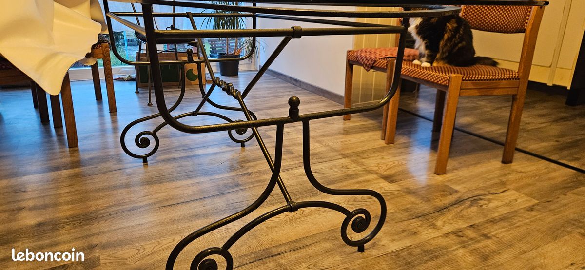 Table (image 2)