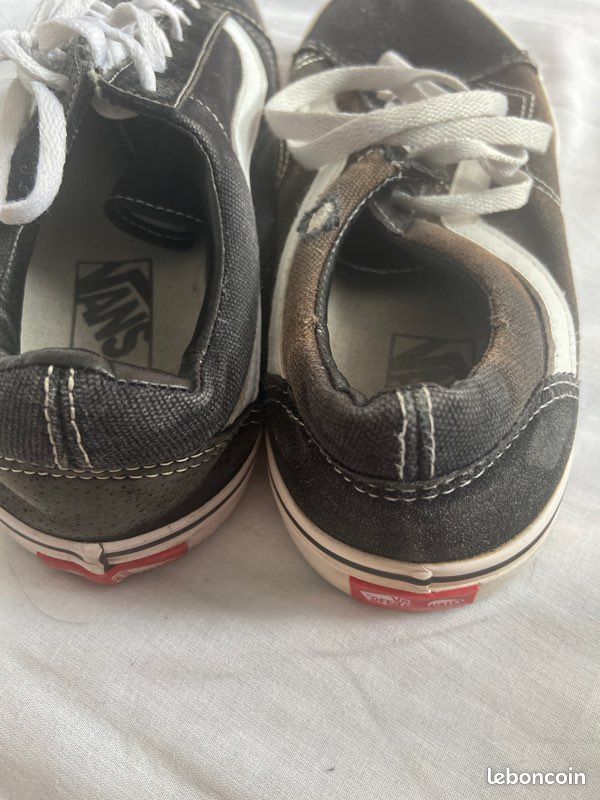 Vans (image 3)