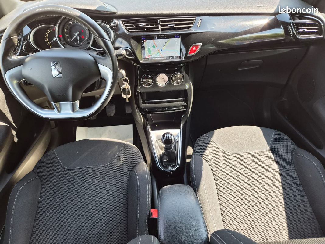 DS DS3 1.2 Essence 110cv So Chic 2016 (image 8)