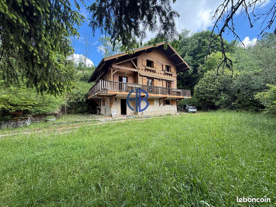 Maison 5 pièces 113 m² · à Chirens · 113 m² · 299 900 €