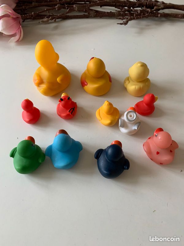Lot 12 canards de bain (image 4)