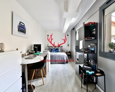 Maison 980 000 € - 350 m²