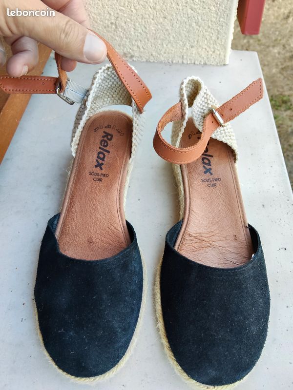 💗 Magnifique sandales femme chic et tendance, marque Relax, noir beige, taille 37, valeur 59 (image 3)