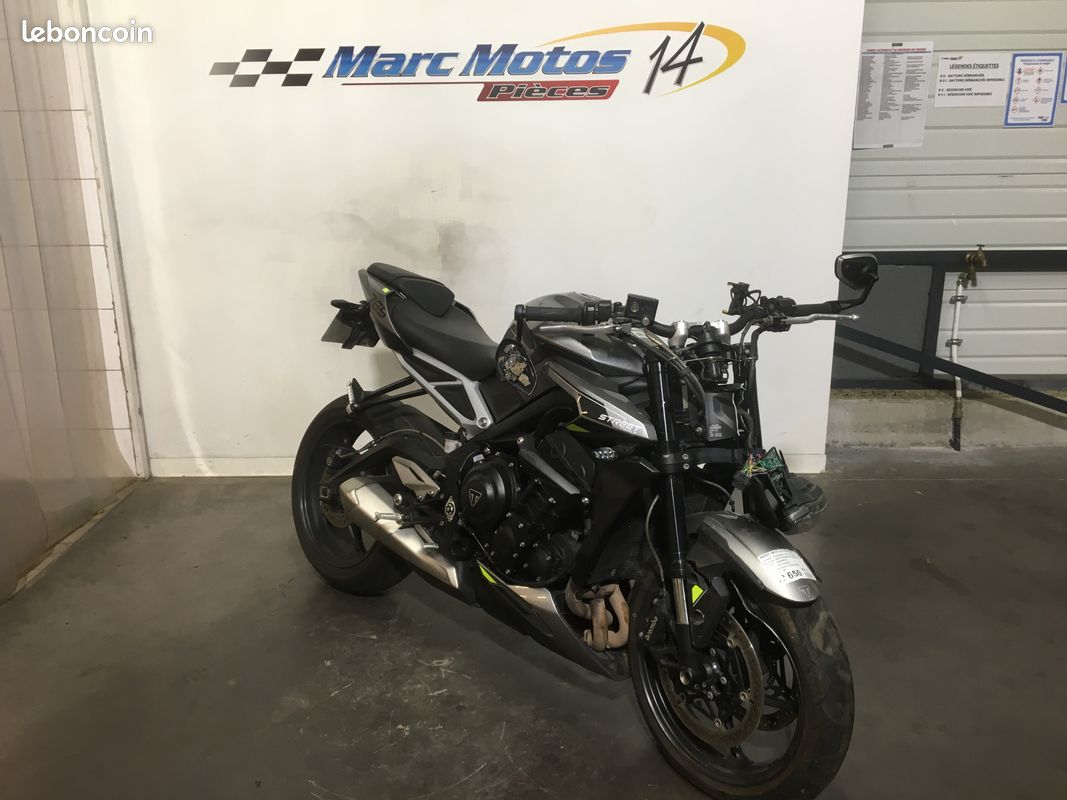 Triumph 765 street triple r (image 1)