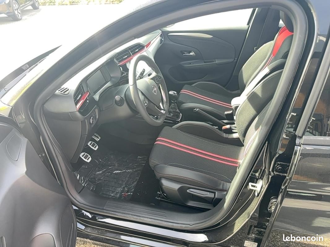 Opel Corsa VI 1.2 Turbo 100ch GS (image 11)