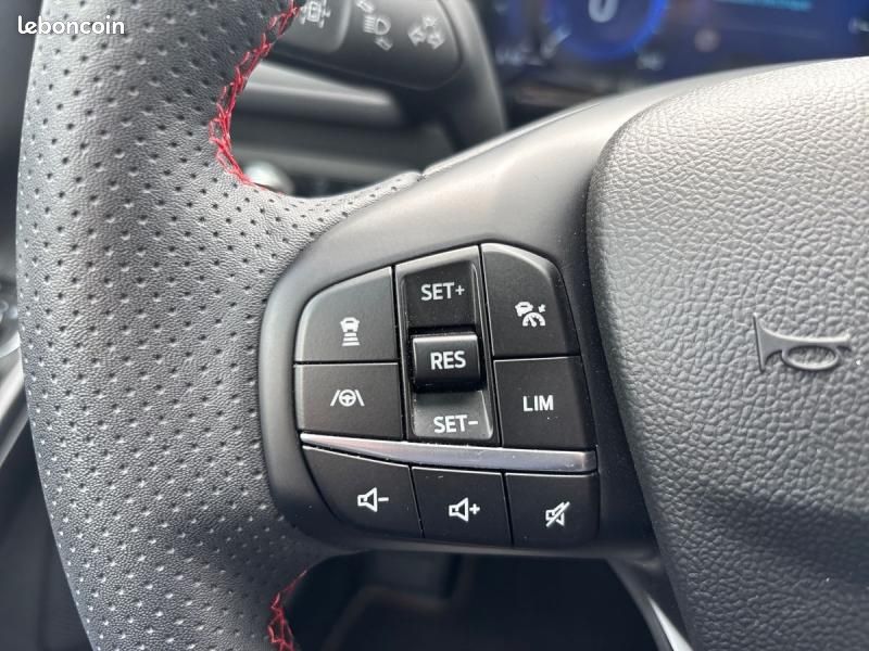Ford Kuga 2.5 Duratec 225ch PHEV ST-Line X BVA (image 16)
