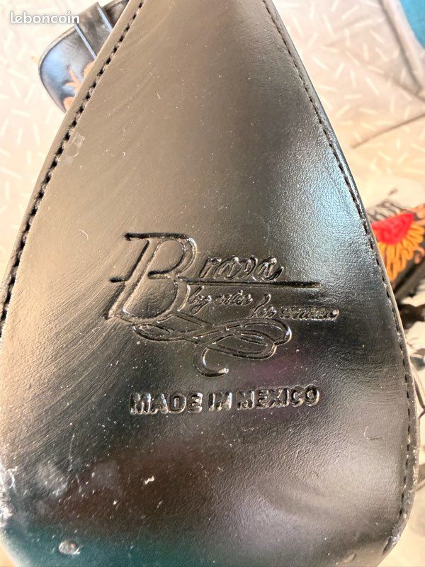 Bottes Santiag Mexicaines 100% Cuir Faites Main - Modèle Unique T.37 Pointues Noires - Neuf Sans Boîte