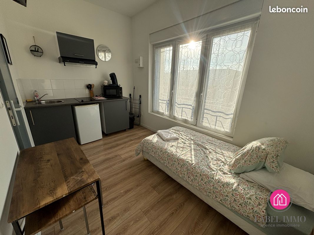 Appartement 1 pièce 12 m² · à Raismes · 12 m² · 380 €/mois
