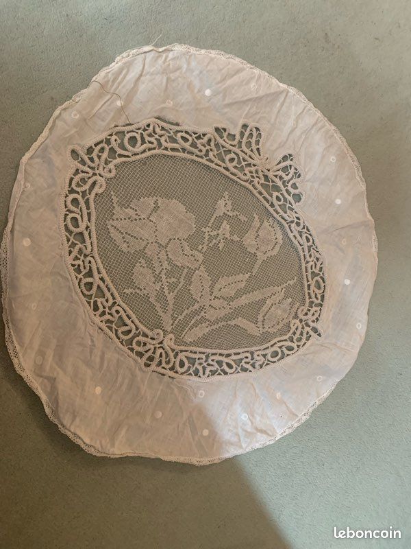 Lot de napperons anciens en dentelle (7) (image 3)
