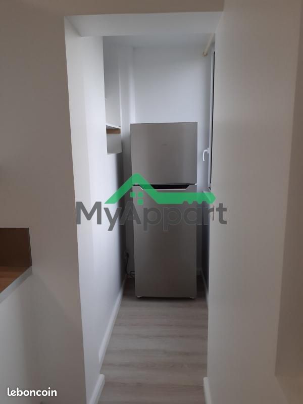 Appartement a louer - 3 pièce(s) - 70 m2 - Surfyn