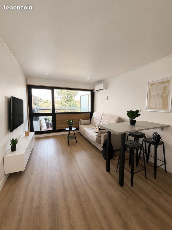 Appartement 1 pièce 25 m² · à Antibes · 25 m² · 830 €/mois