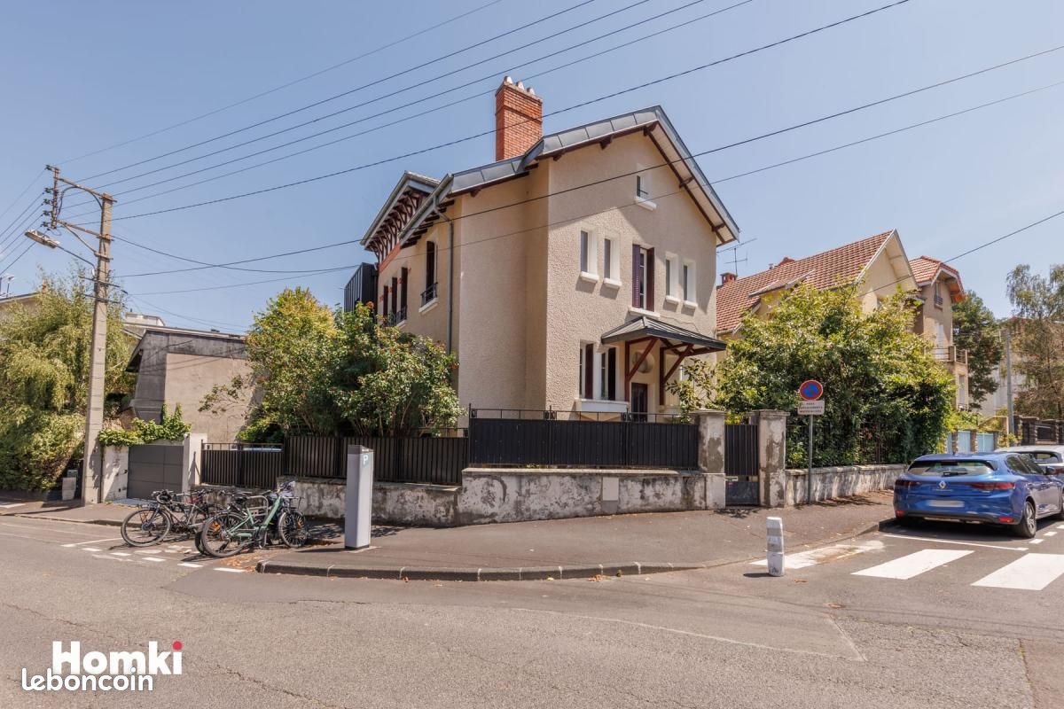 Maison 7 pièces 160 m² · à Chamalières · 160 m² · 598 900 €