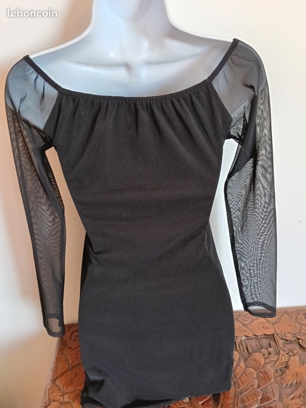 Robe noire Prettylittlething taille 38 (image 8)