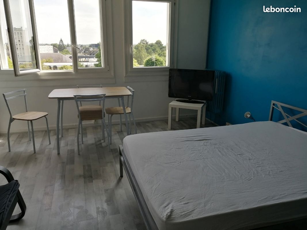 Studio meublé (image 3)