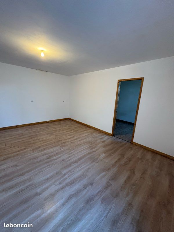 Appartement 4 pièces 78 m² · à Livarot-Pays-d'Auge · 78 m² · 580 €/mois