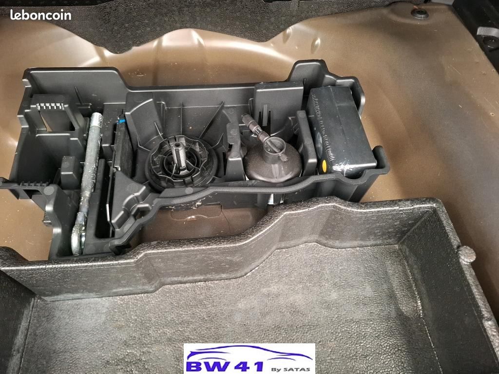 Peugeot 2008 BLUEHDI 130 S&S EAT8 ALLURE BUSINESS (image 11)