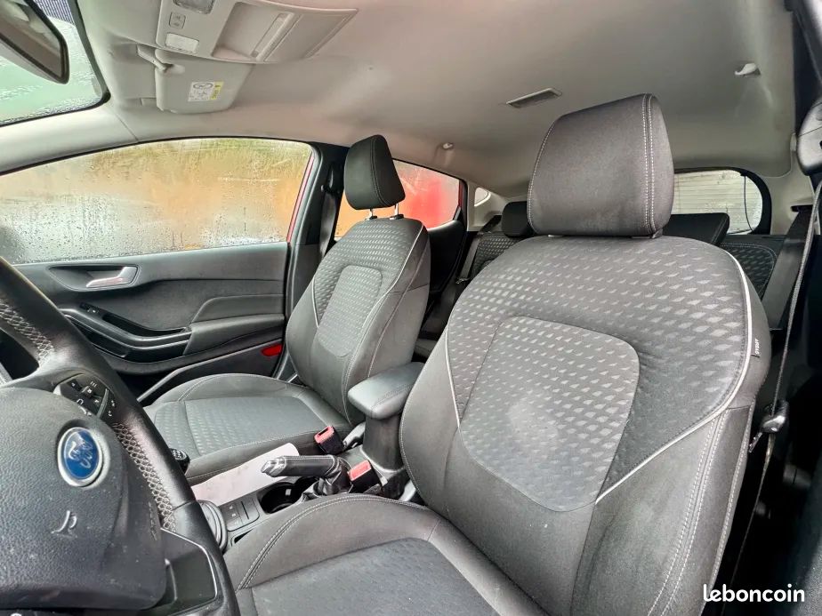 FORD FIESTA 1.5L TDCI 85CH TITANIUM 10/2017 160600KMS 8990e GARANTIE 6 MOIS TOTALE POSSIBILITĂ EXTENTION DE GARANTIE / REPRISE POSSIBLE (image 5)