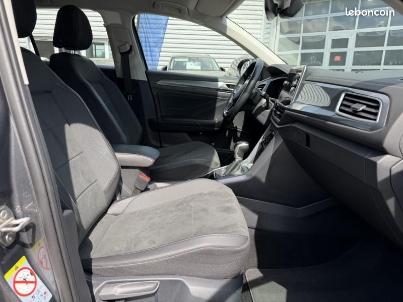 Volkswagen T-Roc 1.5 TSI EVO 150ch Style DSG7 (image 17)