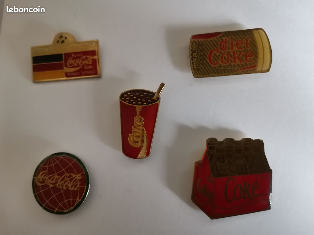 Pin's coca cola collector (image 2)