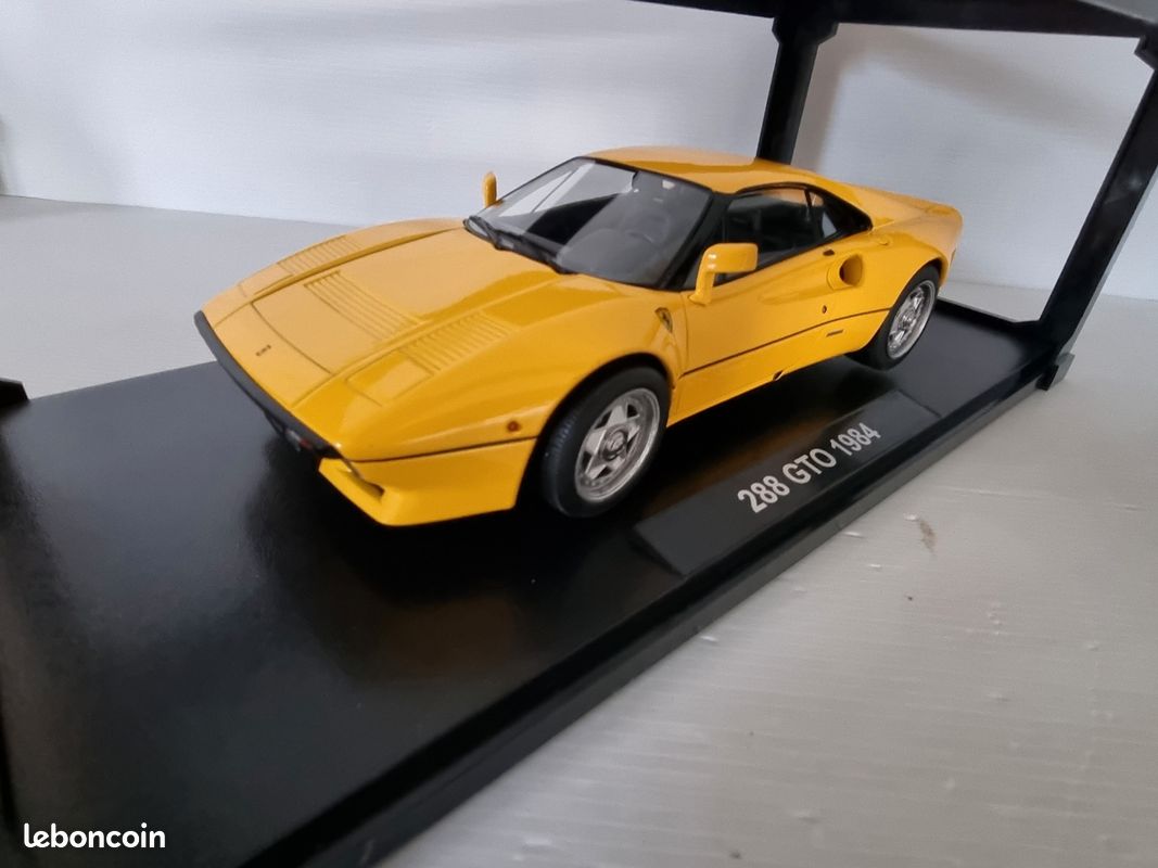 Ferrari 288 GTO, noire - Alsace Modélisme