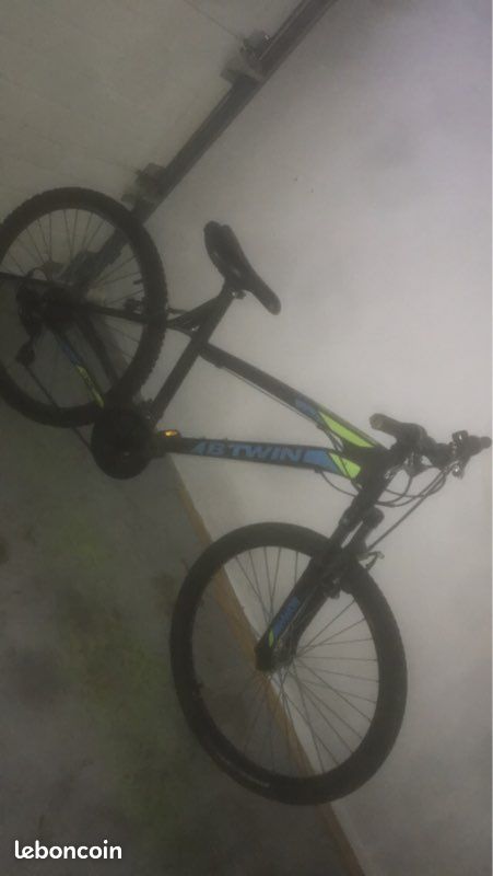 Vélo rockrider (image 1)
