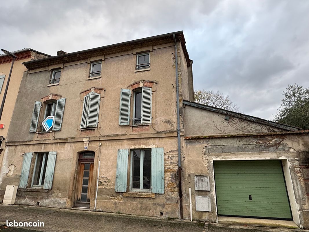 Maison 5 pièces 130 m² · à Lezoux · 130 m² · 128 000 €