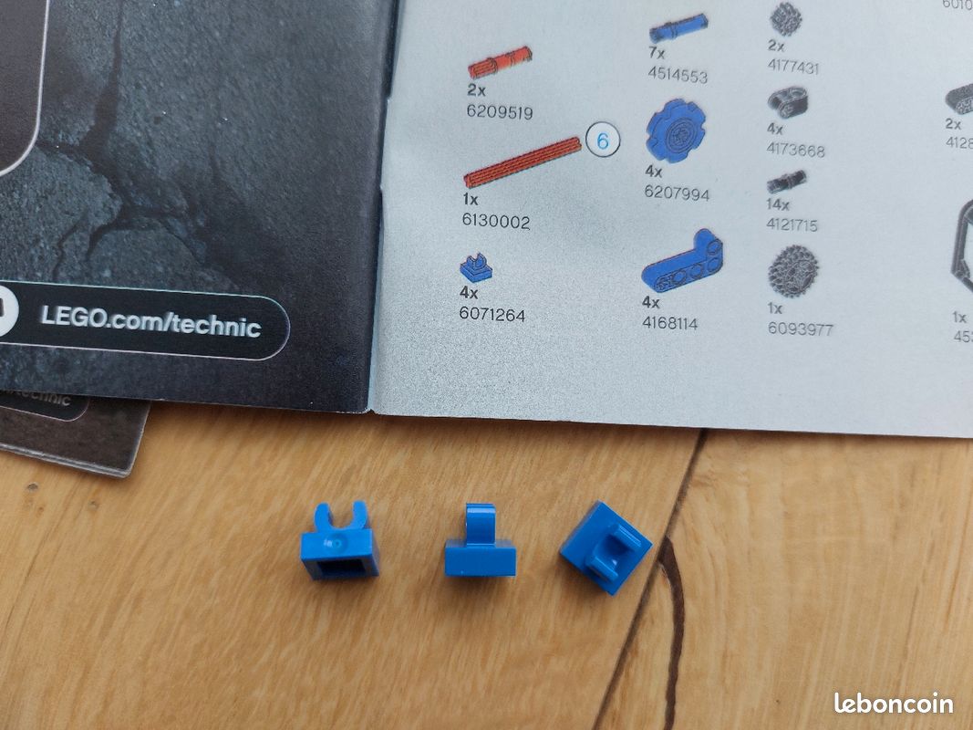 Lego 42071 (image 4)